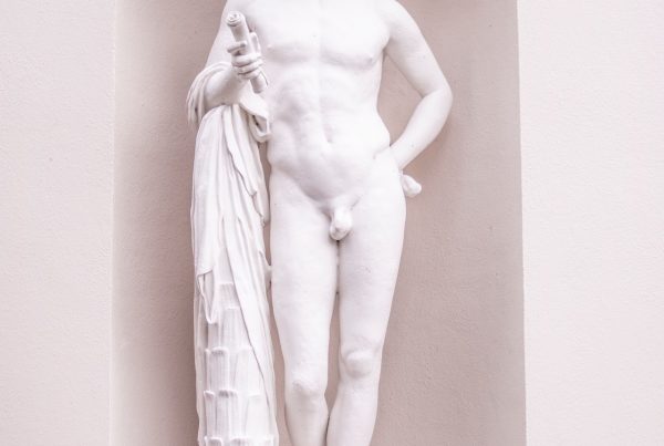 foto sochy nahého muže